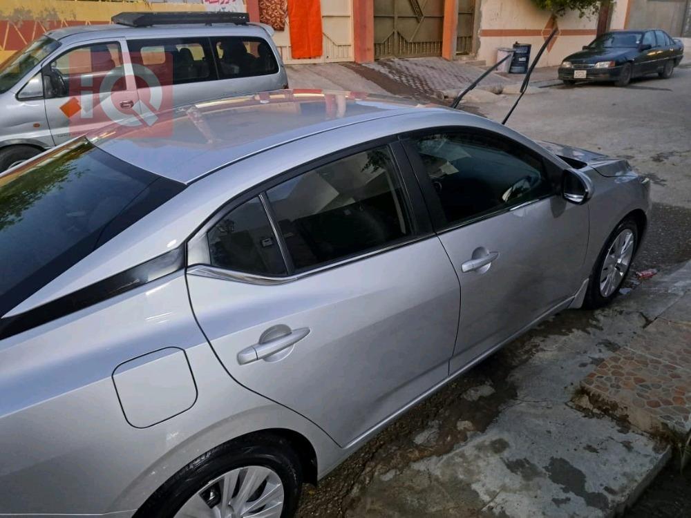 نيسان سنترا